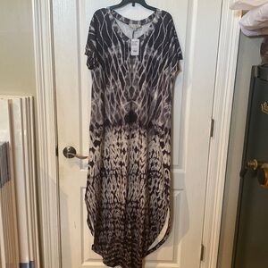 Luukse Sz S Black and white shirt sleeve v neck tie-dye look maxi dress NWT